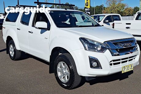 White 2017 Isuzu D-MAX Crew Cab Utility LS-M HI-Ride (4X4)