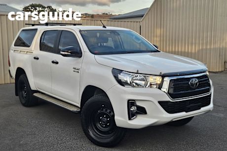 White 2020 Toyota Hilux Double Cab Pick Up SR (4X4)