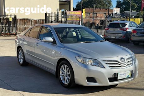 Silver 2012 Toyota Camry Sedan ALTISE