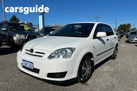 White 2006 Toyota Corolla Hatchback Ascent Seca