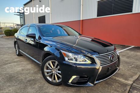 Black 2017 Lexus LS460 Sedan