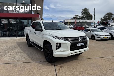 White 2022 Mitsubishi Triton Double Cab Pick Up GLX-R (4X2)