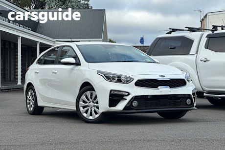 White 2020 Kia Cerato Hatchback S