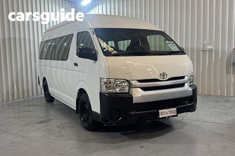 White 2017 Toyota Hiace Bus Commuter (12 Seats)