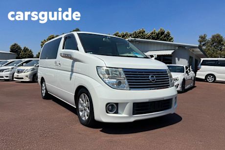Black 2006 Nissan Elgrand Wagon Luxury 8 Seater 4WD