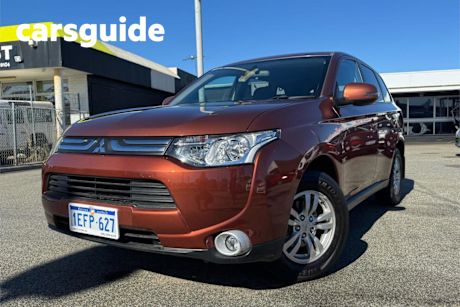 Orange 2013 Mitsubishi Outlander Wagon LS (4X2)