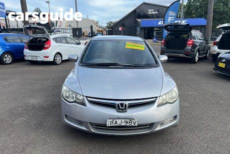 Silver 2006 Honda Civic Sedan VTi