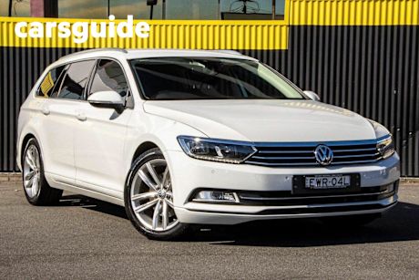 White 2018 Volkswagen Passat Sedan 206TSI R-Line