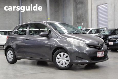 Grey 2013 Toyota Yaris Hatchback YR