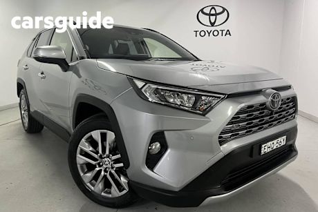 Silver 2020 Toyota RAV4 Wagon Cruiser