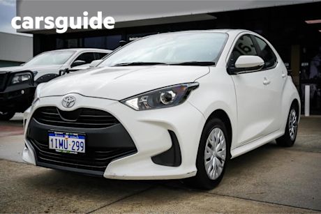 White 2020 Toyota Yaris Hatchback Ascent Sport