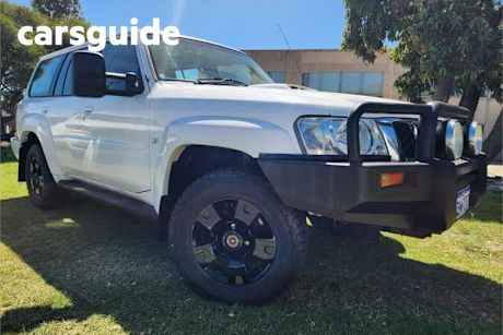 White 2007 Nissan Patrol Wagon ST (4X4)