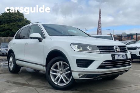White 2015 Volkswagen Touareg Wagon 150 TDI Element