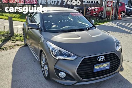 Grey 2017 Hyundai Veloster Coupe SR Turbo Blue Interior
