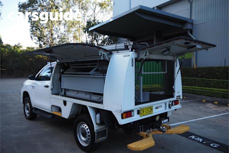 White 2019 Toyota Hilux Cab Chassis SR (4X4)