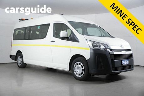 White 2019 Toyota Hiace Bus Commuter (12 Seats)