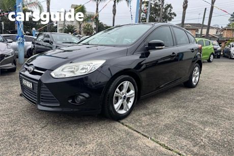 Black 2015 Ford Focus Hatchback Trend