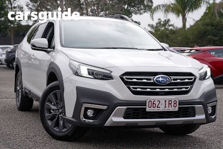 White 2023 Subaru Outback Wagon AWD