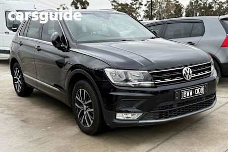 Black 2017 Volkswagen Tiguan Wagon 132 TSI Comfortline