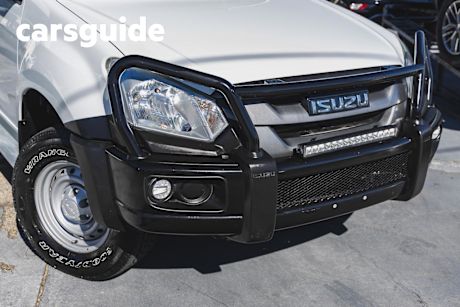 White 2018 Isuzu D-MAX Crew Cab Chassis SX (4X4)