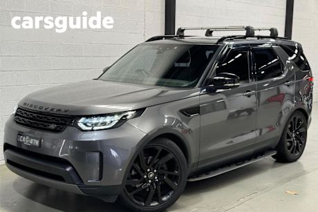 Grey 2018 Land Rover Discovery Wagon TD6 SE