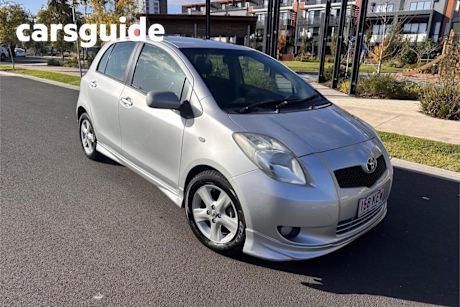Silver 2007 Toyota Yaris Hatchback YRX