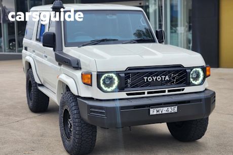 White 2024 Toyota Landcruiser 70 Series Wagon LC76 Workmate
