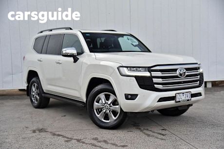 White 2024 Toyota Landcruiser Wagon LC300 Sahara (4X4)