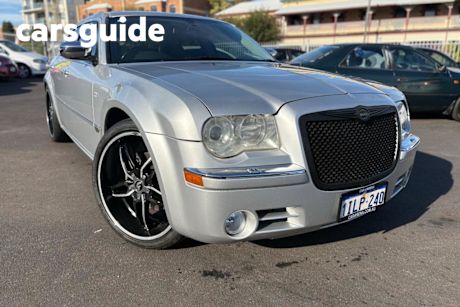 Silver 2006 Chrysler 300C Sedan 3.5 V6 LE MY06