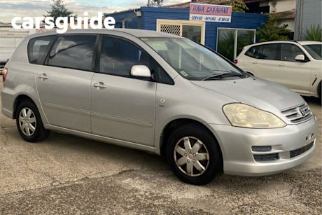 Silver 2004 Toyota Avensis Wagon Verso GLX