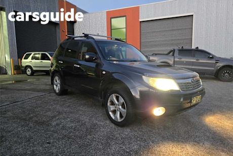 Grey 2009 Subaru Forester Wagon XT