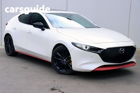 White 2019 Mazda 3 Hatchback G25 Astina