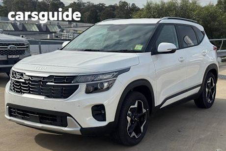 White 2025 Kia Seltos Wagon Sport+ (fwd)