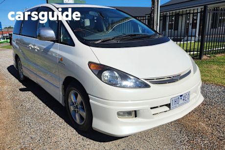 White 2002 Toyota Estima Wagon