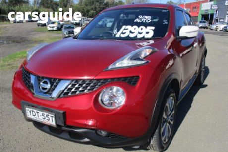 Red 2015 Nissan Juke Wagon ST (fwd)