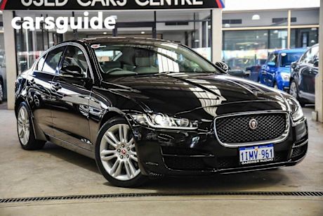 Black 2016 Jaguar XE Sedan 25T Prestige