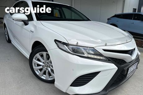 White 2020 Toyota Camry Sedan Ascent Sport