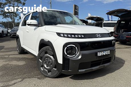 White 2025 Hyundai Inster Wagon Cross SRF 2WD (49Kwh)