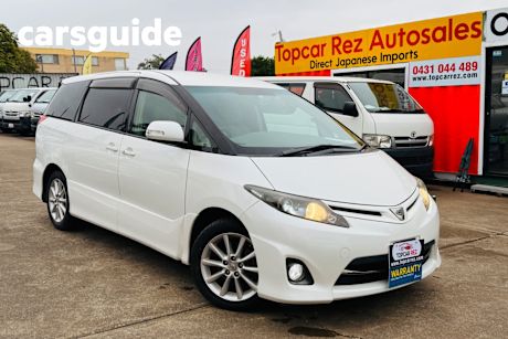 White 2010 Toyota Estima Wagon