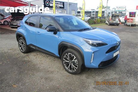Blue 2022 Toyota Yaris Cross Wagon Urban Hybrid