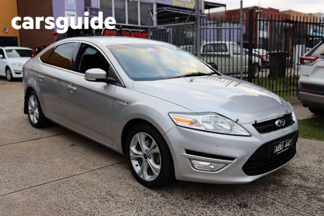 Silver 2011 Ford Mondeo Hatchback Zetec Tdci