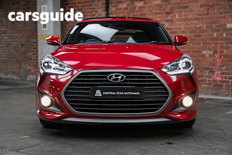 Red 2017 Hyundai Veloster Coupe SR Turbo