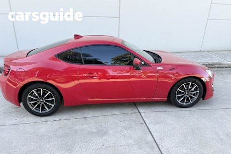 Red 2014 Toyota 86 Coupe GT