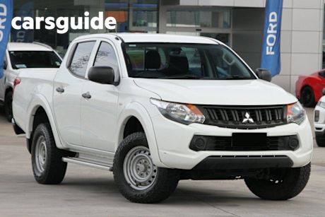 White 2017 Mitsubishi Triton Dual Cab Utility GLX (4X4)