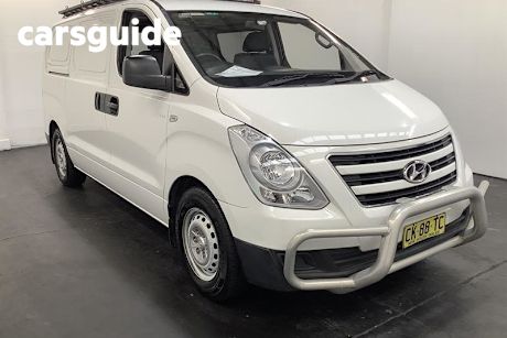 White 2017 Hyundai Iload Van 3S Liftback