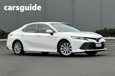 White 2020 Toyota Camry Sedan Ascent