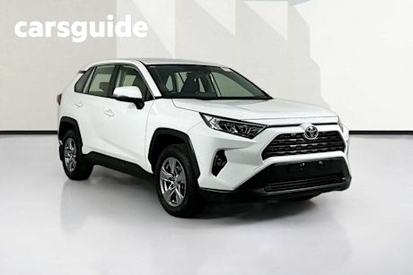 White 2022 Toyota RAV4 Wagon GX (2WD)
