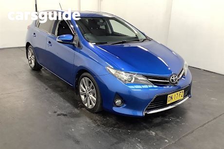 Blue 2014 Toyota Corolla Hatchback Levin SX