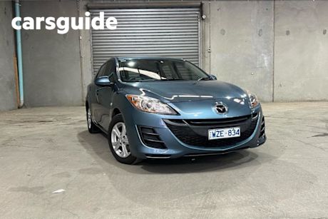 Blue 2009 Mazda 3 Hatchback Maxx