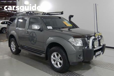 Grey 2008 Nissan Pathfinder Wagon ST-L (4X4)